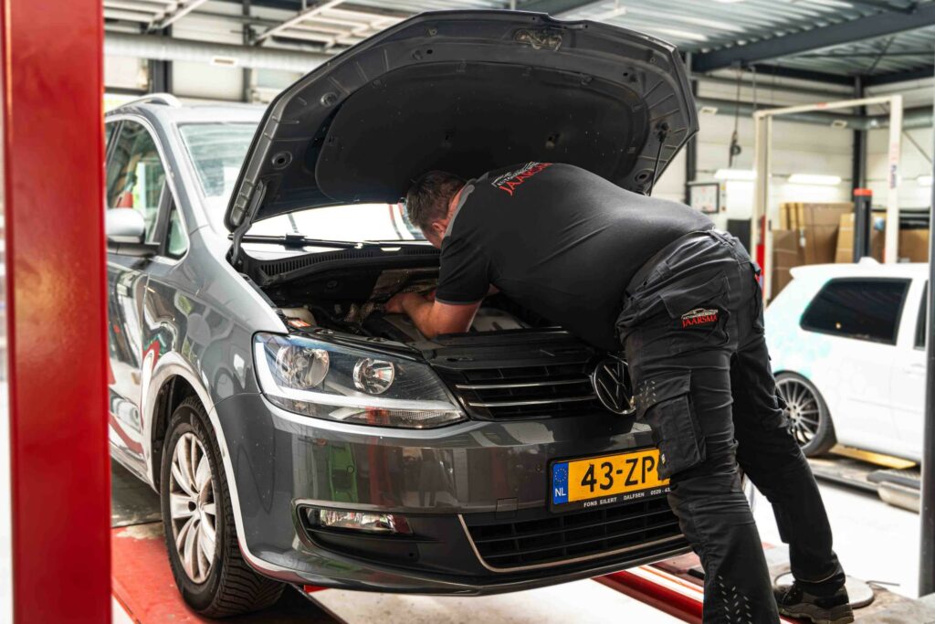 auto-reparatie-jaarsma-hartwerd-bij-bolsward