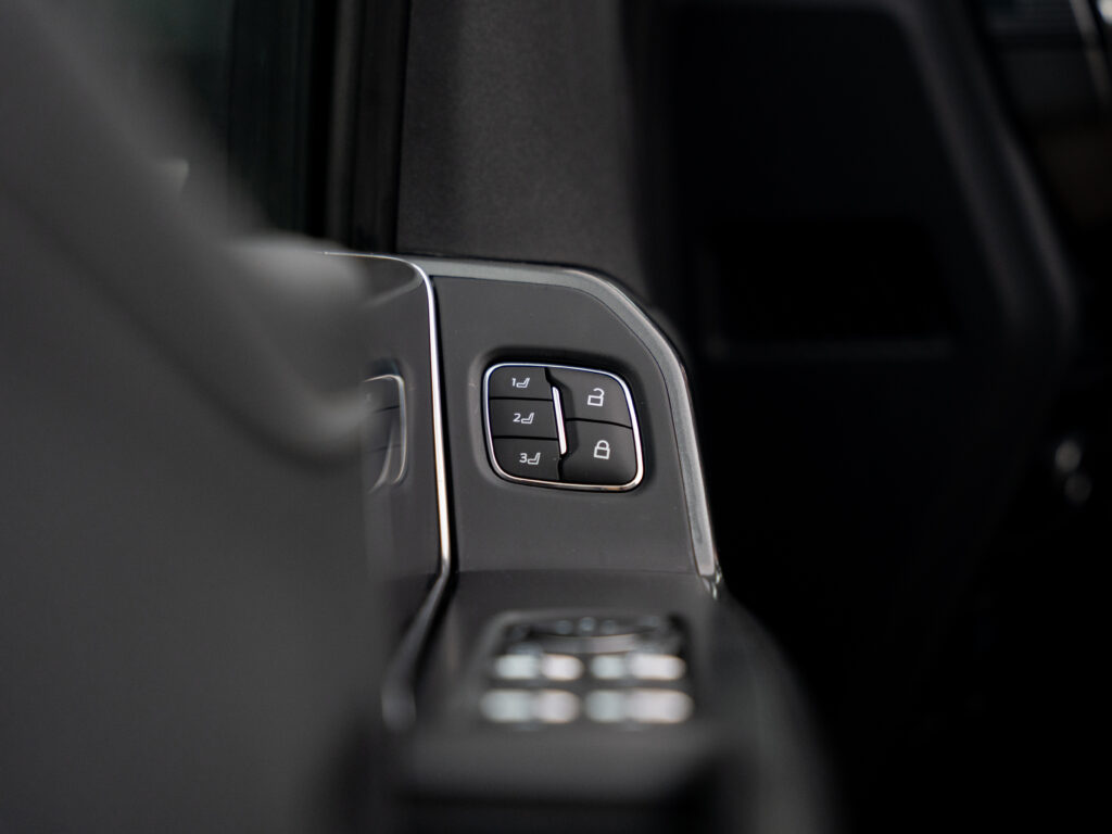 Ford F-150 Lariat Black Appearance - Inteieur deur