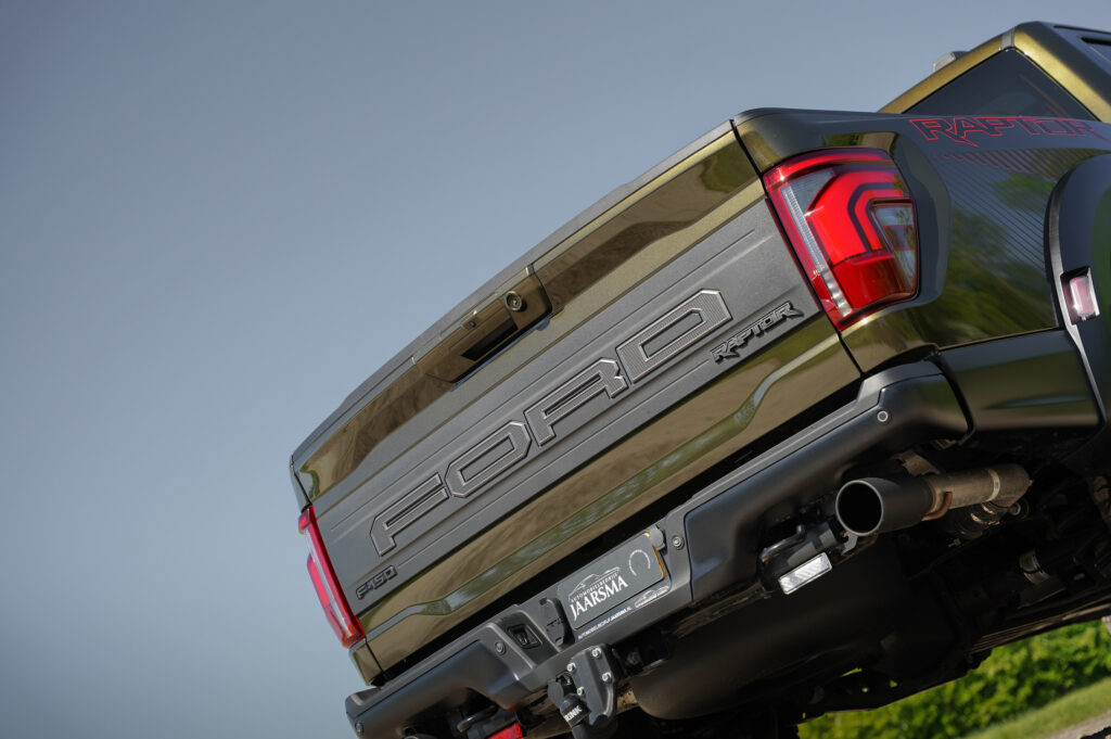 Ford F-150 Raptor 37" Performance Package -