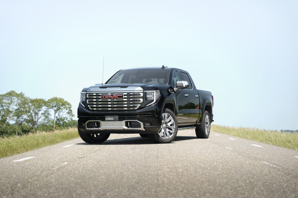 GMC Sierra Denali Header Website