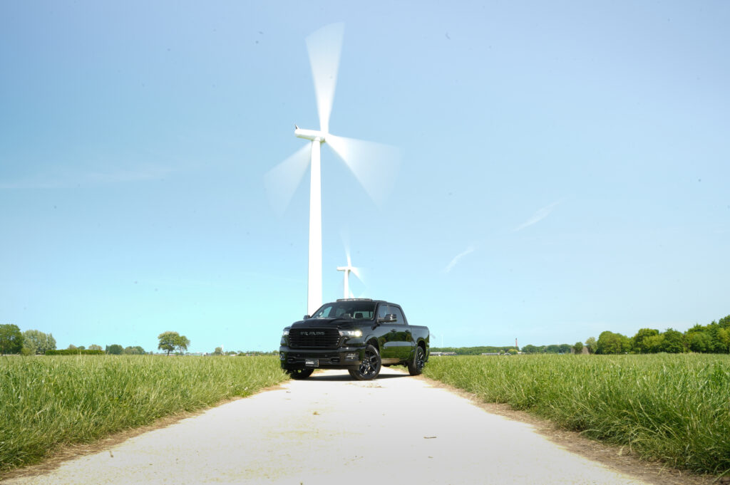 RAM 1500 Laramie Header Afbeelding